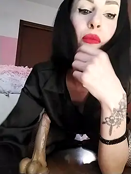 Snapshot of dahlia_82 chatting on 05/18/26, 09:48 dahlia 82 online show from 05/18/26, 09:48