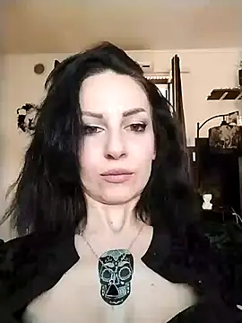 dahlia 82 online show from 07/13/26, 10:18