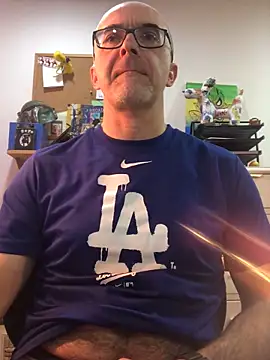 Snapshot of MaxVain chatting on 03/19/25, 01:40 MaxVain online show from 03/19/25, 01:40