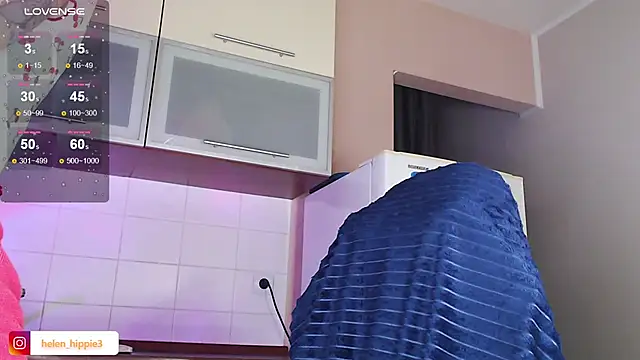 FoxRineHelen online show from 09/18/25, 05:48