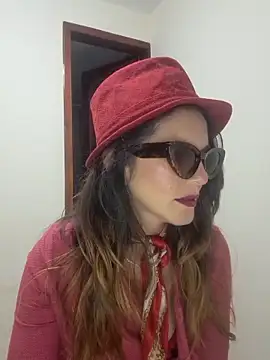 Hanny 24 online show from 10/10/25, 03:16