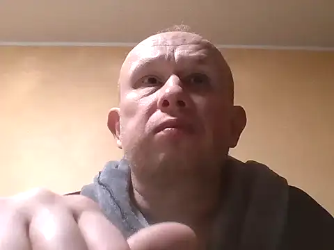 X46x online show from 09/27/25, 07:08