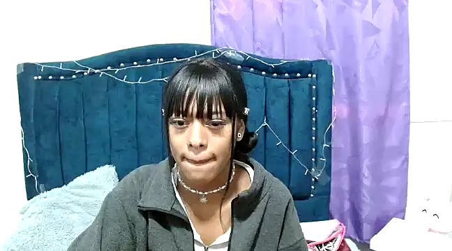 amathistalx online show from 01/15/25, 01:41