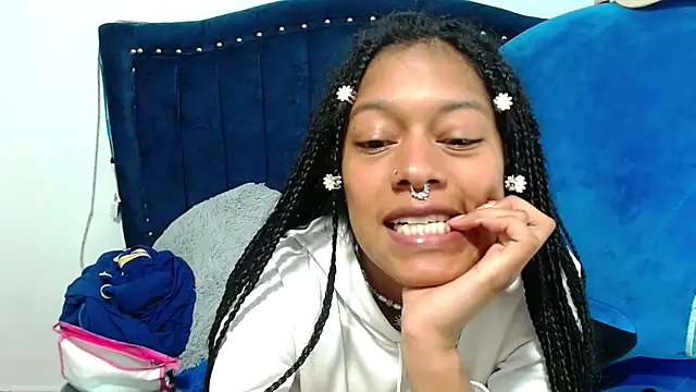 amathistalx online show from 03/19/25, 12:04