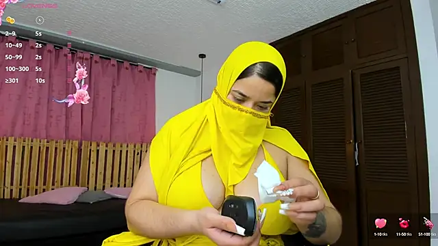 janna isa online show from 01/03/25, 02:19