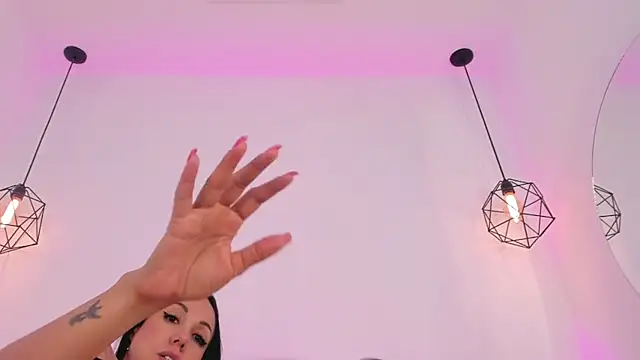 valerysantos  online show from 01/21/25, 06:12