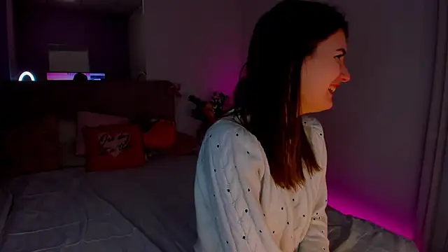Laura Leee online show from 12/31/24, 06:16