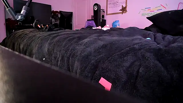 Midnightrose11 online show from 01/10/25, 12:04