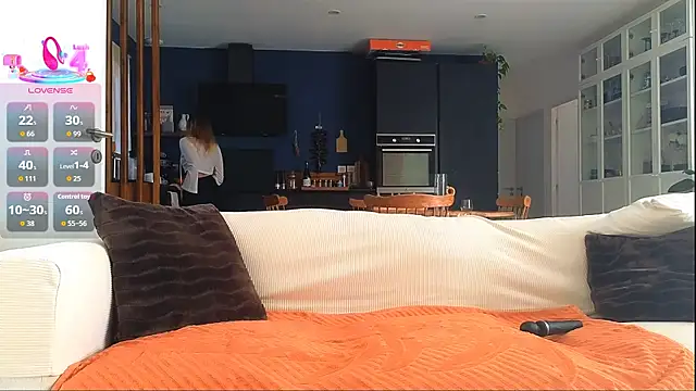 Luxymin34 online show from 09/29/25, 07:02