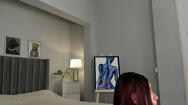 Madie  collins online show from 12/09/24, 03:00