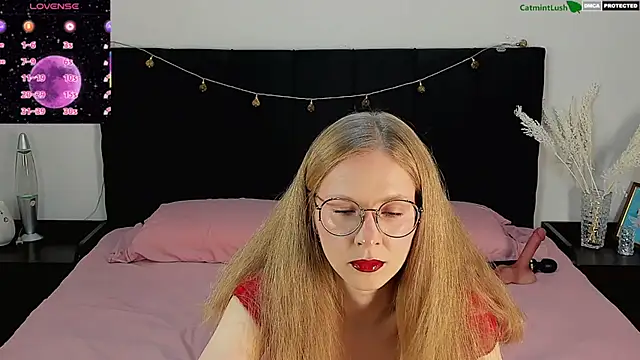 CatmintLush online show from 07/24/26, 11:36