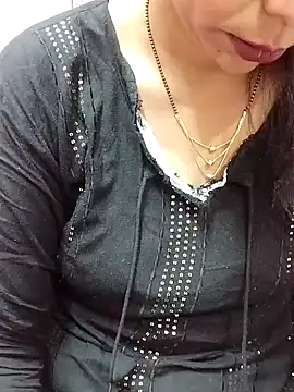 Urmila bhabhii online show from 01/22/25, 03:52