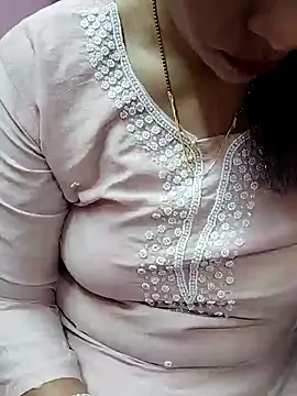 Urmila bhabhii online show from 01/23/25, 03:37