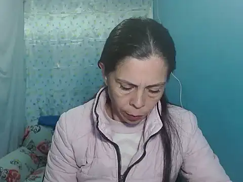 Snapshot of Marilyn_xxxx chatting on 11/30/25, 10:14 Marilyn xxxx online show from 11/30/25, 10:14