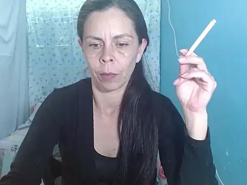 Snapshot of Marilyn_xxxx chatting on 12/15/25, 08:35 Marilyn xxxx online show from 12/15/25, 08:35