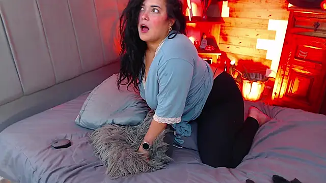 VictoriaMontero30000 online show from 10/24/25, 03:25