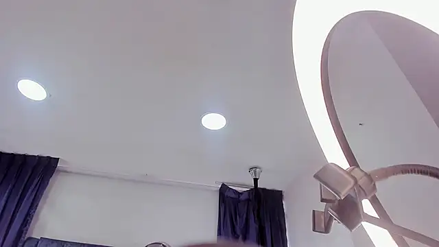 Un Slutty online show from 01/17/25, 11:18
