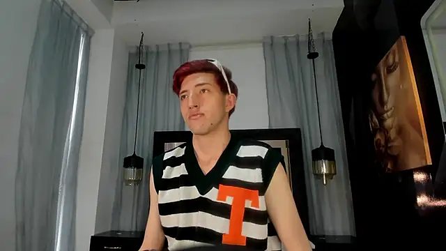 Un Slutty online show from 02/04/25, 07:33