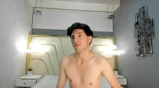 Un Slutty online show from 02/15/25, 08:11