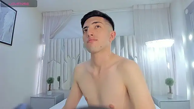 Un Slutty online show from 03/03/25, 07:28