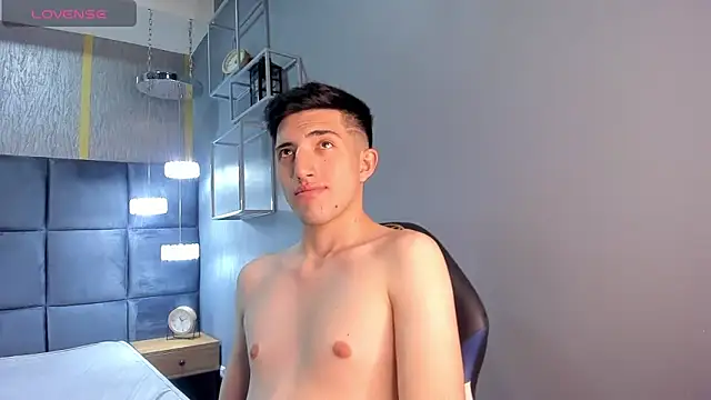 Un Slutty online show from 03/07/25, 07:38