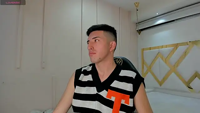 Un Slutty online show from 09/08/25, 07:13