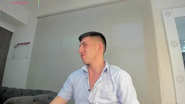 Un Slutty online show from 10/06/25, 07:11