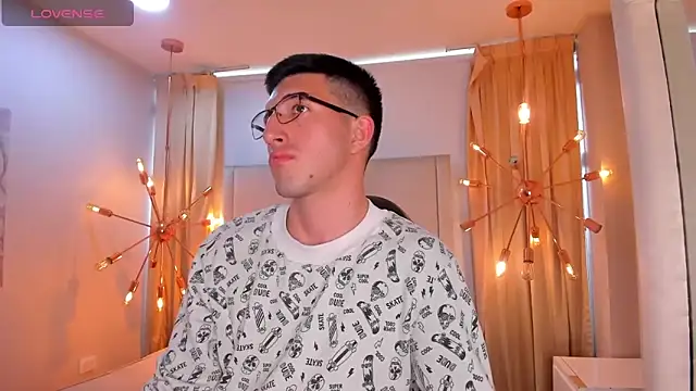Un Slutty online show from 10/09/25, 07:12