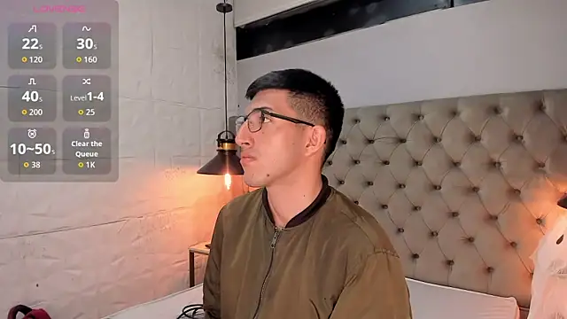 Un Slutty online show from 10/12/25, 07:13