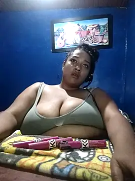 Snapshot of love_evelin chatting on 01/25/25, 03:52 love evelin online show from 01/25/25, 03:52