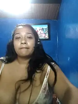 Snapshot of love_evelin chatting on 02/21/25, 04:48 love evelin online show from 02/21/25, 04:48