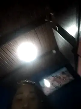 Snapshot of love_evelin chatting on 02/25/25, 04:21 love evelin online show from 02/25/25, 04:21