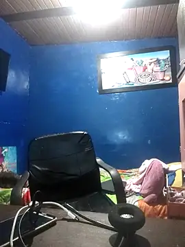 Snapshot of love_evelin chatting on 03/01/25, 05:38 love evelin online show from 03/01/25, 05:38