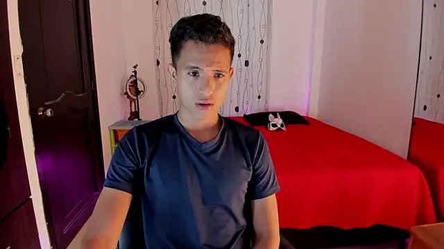 alessandro wizard online show from 02/14/25, 09:32