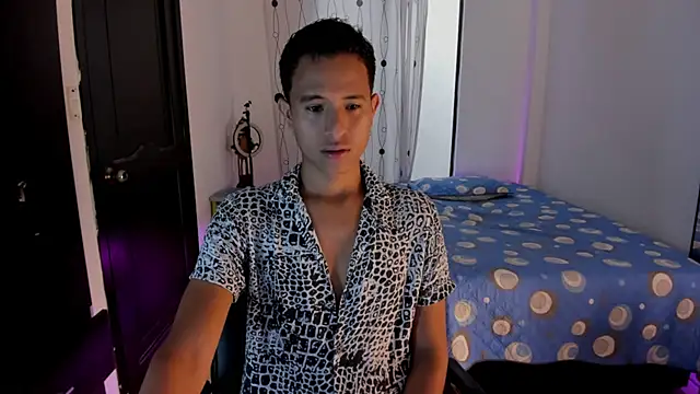 alessandro wizard online show from 03/01/25, 03:38