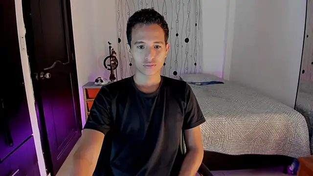 alessandro wizard online show from 03/18/25, 10:04