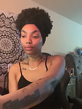 butterflybootyy online show from 12/05/24, 05:28