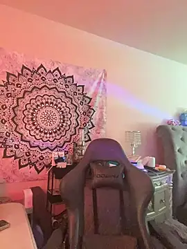 butterflybootyy online show from 12/06/24, 05:00