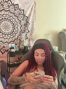 butterflybootyy online show from 12/13/24, 08:26