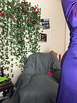 Snapshot of butterflybootyy chatting on 10/31/25, 06:20 butterflybootyy online show from 10/31/25, 06:20