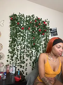 Snapshot of butterflybootyy chatting on 11/30/25, 09:52 butterflybootyy online show from 11/30/25, 09:52