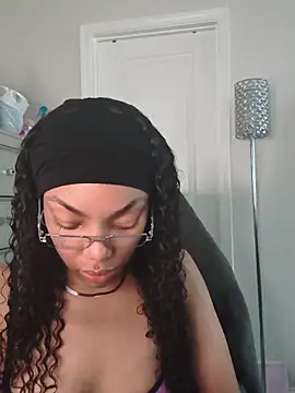 butterflybootyy online show from 05/25/26, 12:44