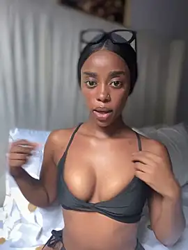 BhadBhad Kitty online show from 03/20/25, 07:47