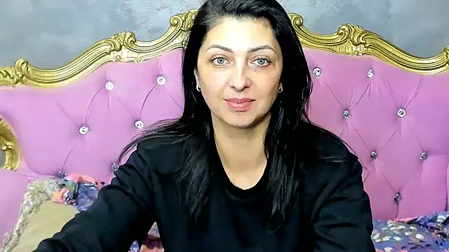 DivinSandra online show from 02/27/25, 11:41