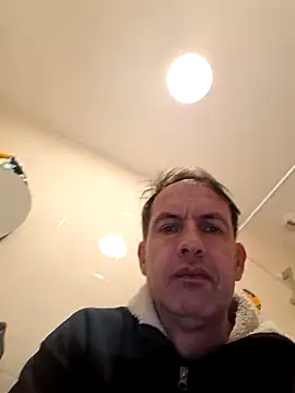 Snapshot of bagoulo chatting on 09/23/25, 06:38 bagoulo online show from 09/23/25, 06:38