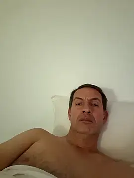 Snapshot of bagoulo chatting on 10/30/25, 10:43 bagoulo online show from 10/30/25, 10:43