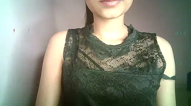 Aaisha urs online show from 01/28/25, 12:43