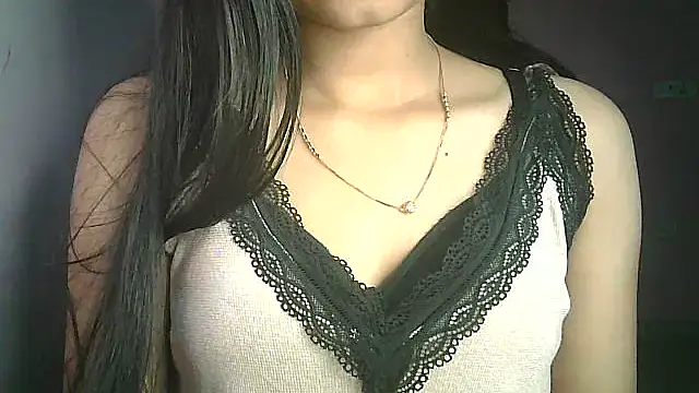 Aaisha urs online show from 02/07/25, 11:34