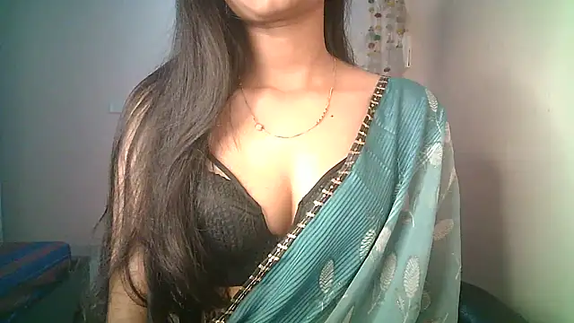 Aaisha urs online show from 02/19/25, 10:42