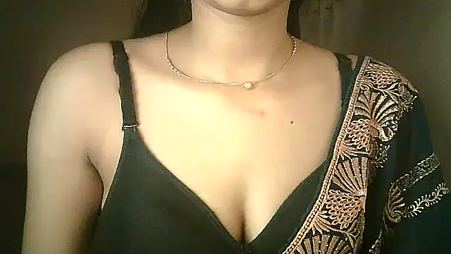 Aaisha urs online show from 03/10/25, 01:21